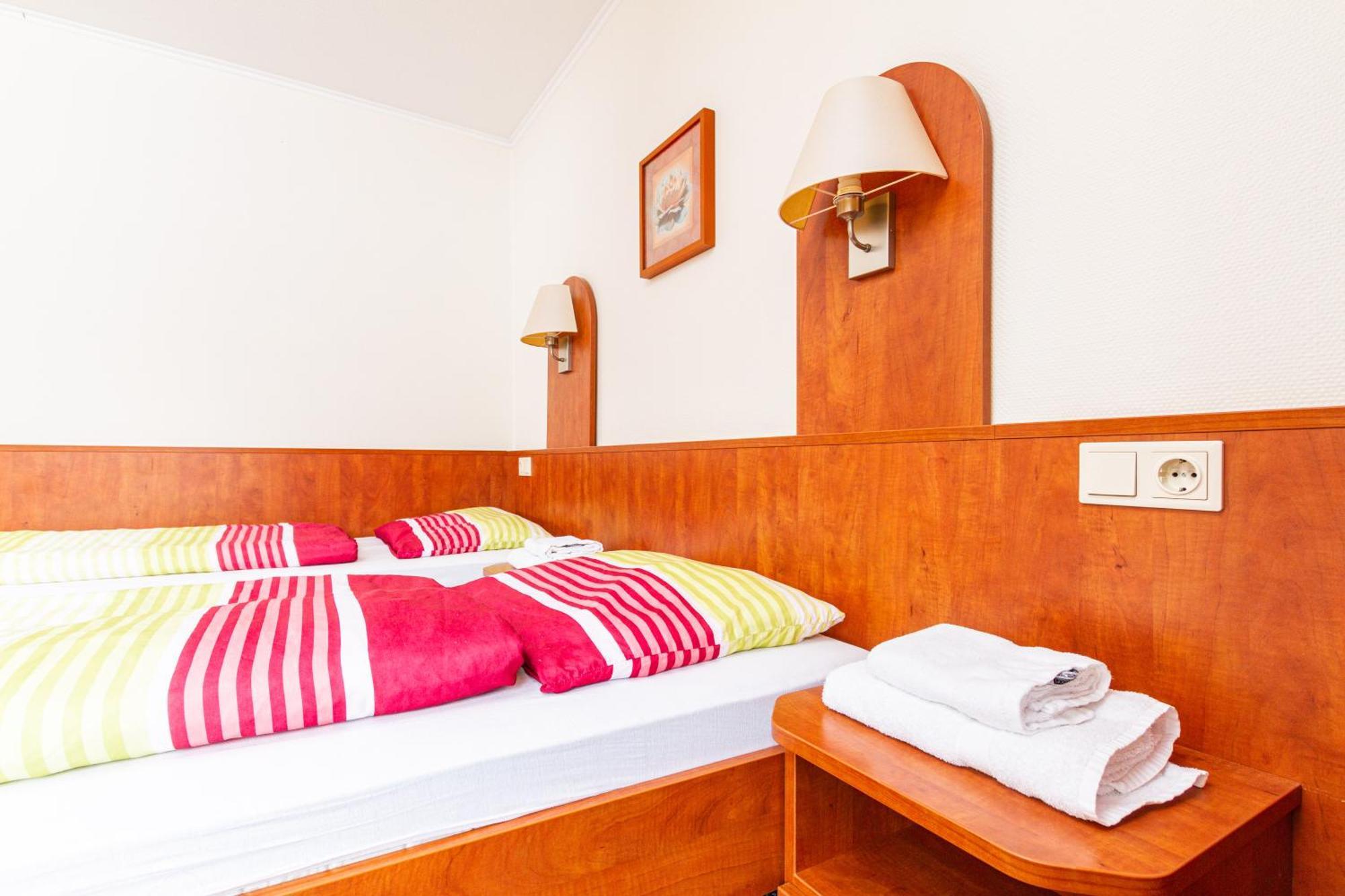 Landhotel Georgshof Hünfeld Стая снимка